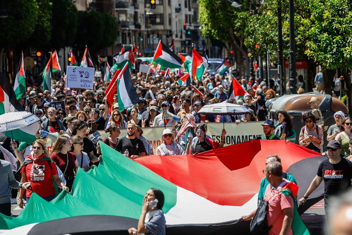Todas las fotos de la manifestación por Palestina este sábado 16 de mayo