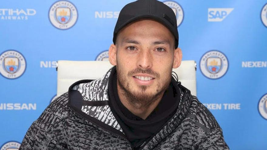 David Silva renueva con el Manchester City hasta 2020