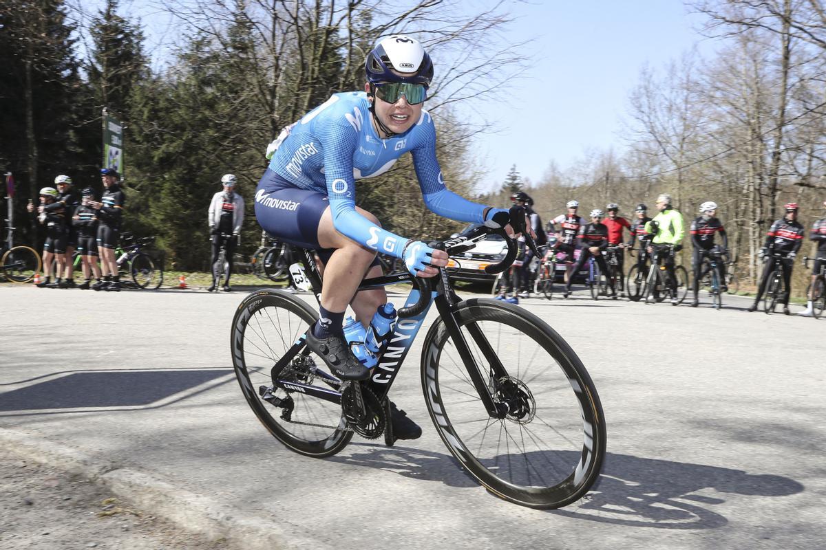 Sara Martín, entre el ciclisme i la química