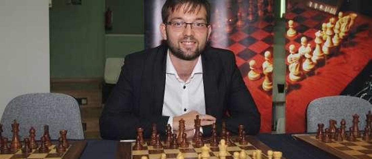 El ajedrecista ourensano Iván Salgado. //  Iñaki Osorio