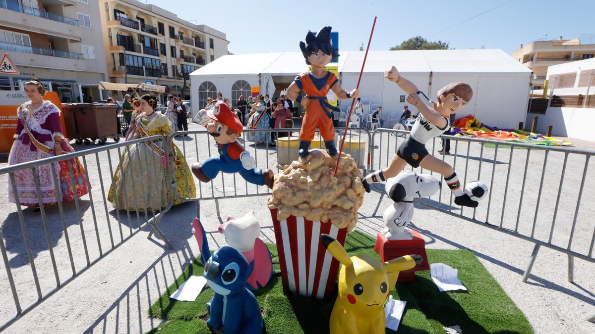 La falla infantil de Sant Antoni, &#039;Anima&#039;t&#039;, creada por Toni Galmés Benassar.