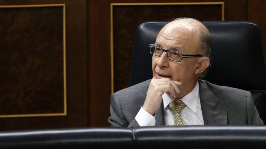 Montoro vuelve a anunciar un nuevo estatuto para la Agencia Tributaria