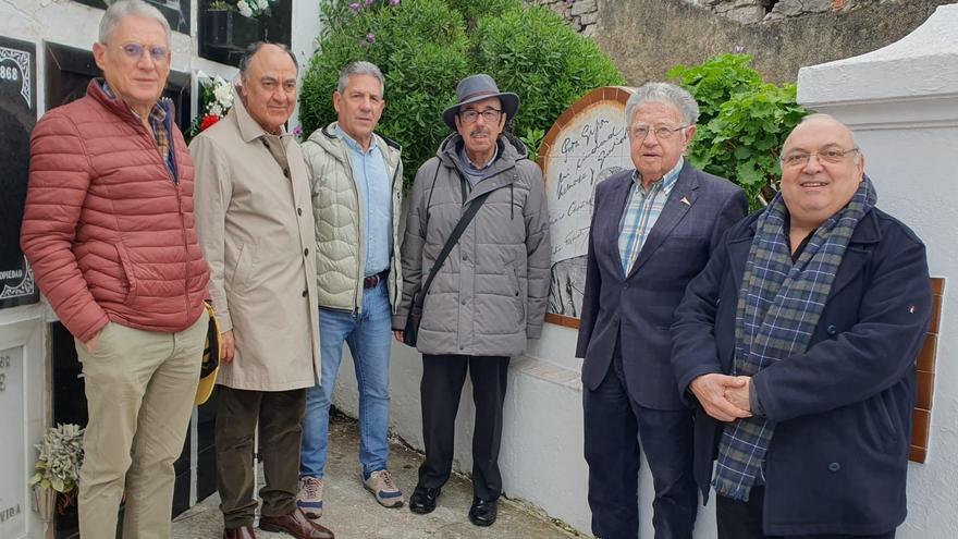 Por la izquierda, Manolo Bordé, Jesus Villagra, Juan Garcia, Pedro Hernandez, Janel Cuesta y Alberto Estrada