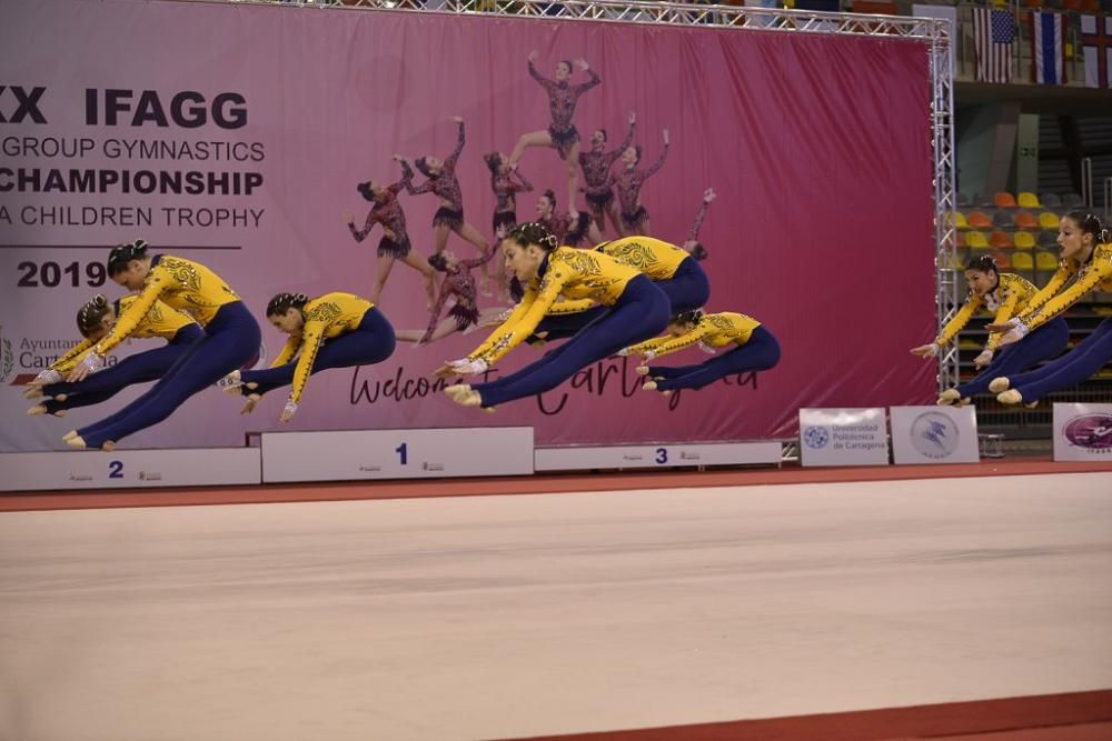 Actuaciones de Cordillera y Ritmica Cartagena, campeones del mundo