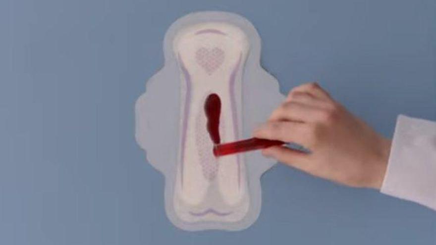 Australia desestima las quejas por la sangre menstrual en la publicidad