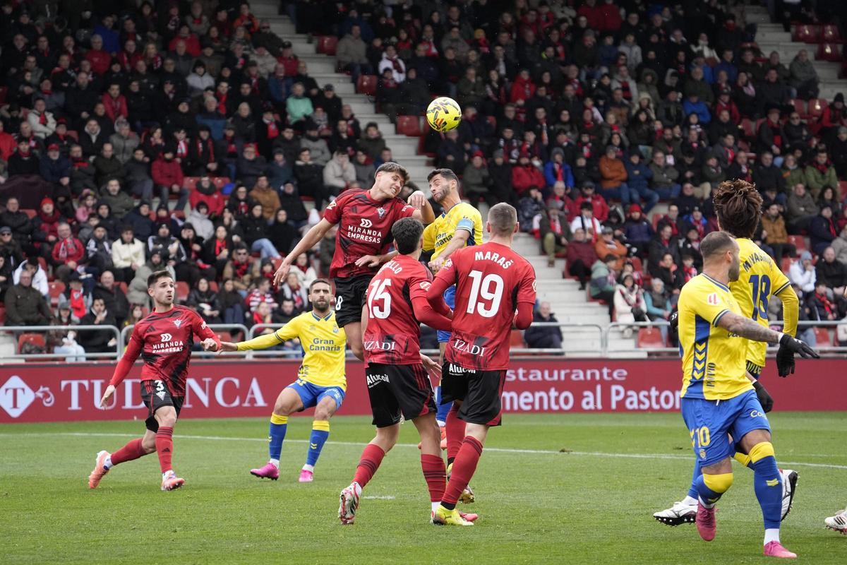 CD Mirandés - UD Las Palmas