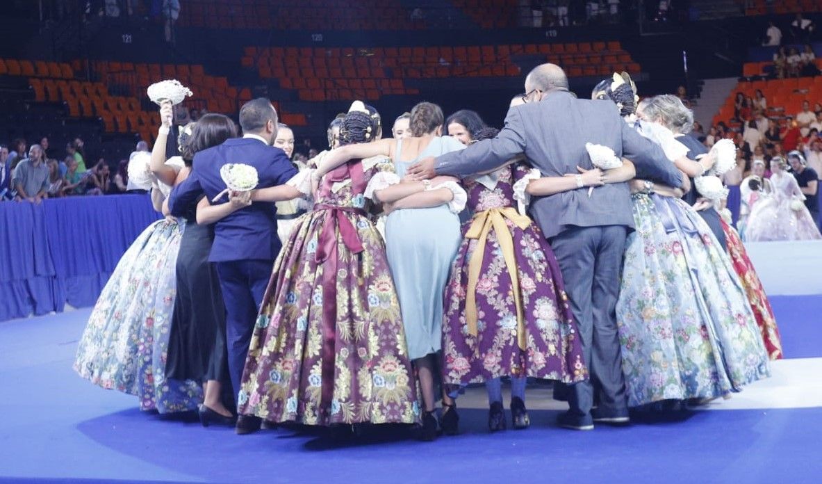 Así fue la celebración de las candidatas a Fallera Mayor de València en la Fonteta