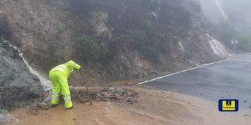 Cerradas tres carreteras en Tejeda por desprendimientos