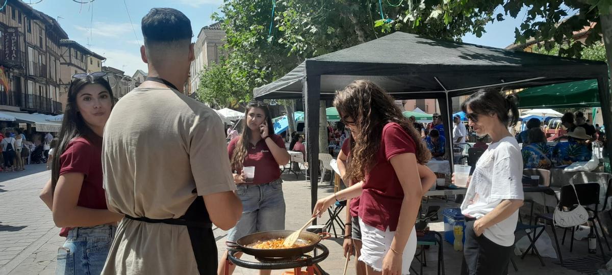 GALERÍA | Día de las Peñas con sabor a paella en las Fiestas de San Agustín de Toro