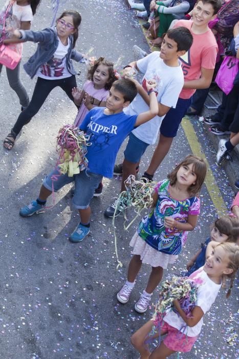 Desfile del Día de América en Asturias dentro de las fiestas de San Mateo de Oviedo