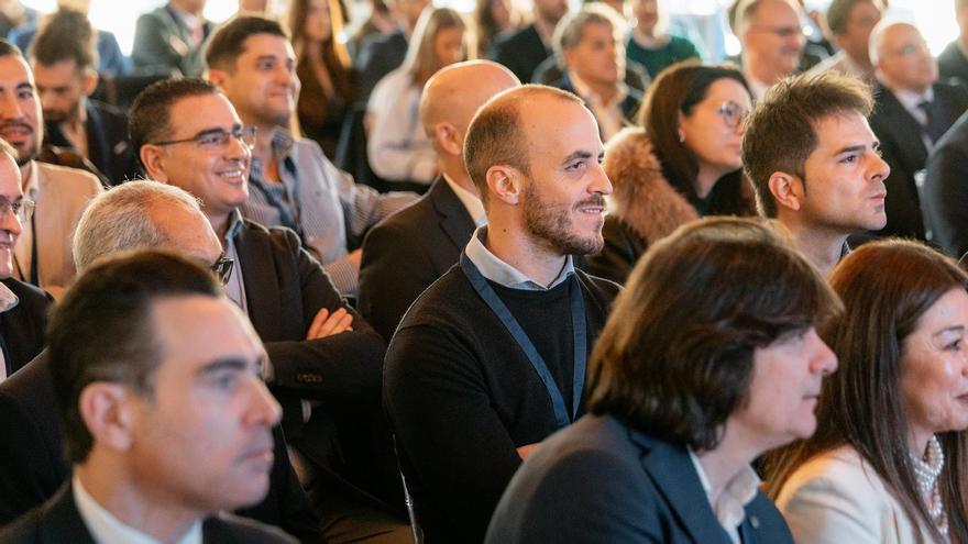 Agentes de Inversus, en su convención anual.