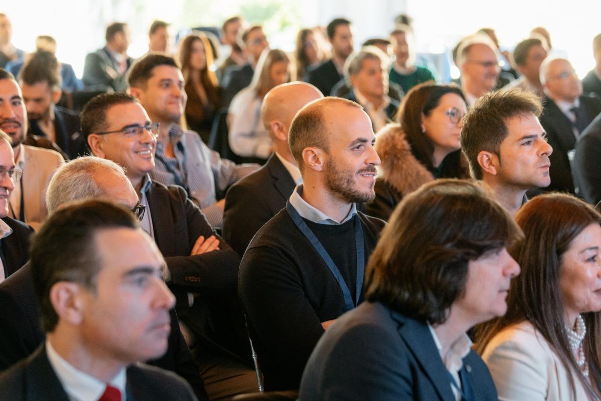 Agentes de Inversus, en su convención anual.