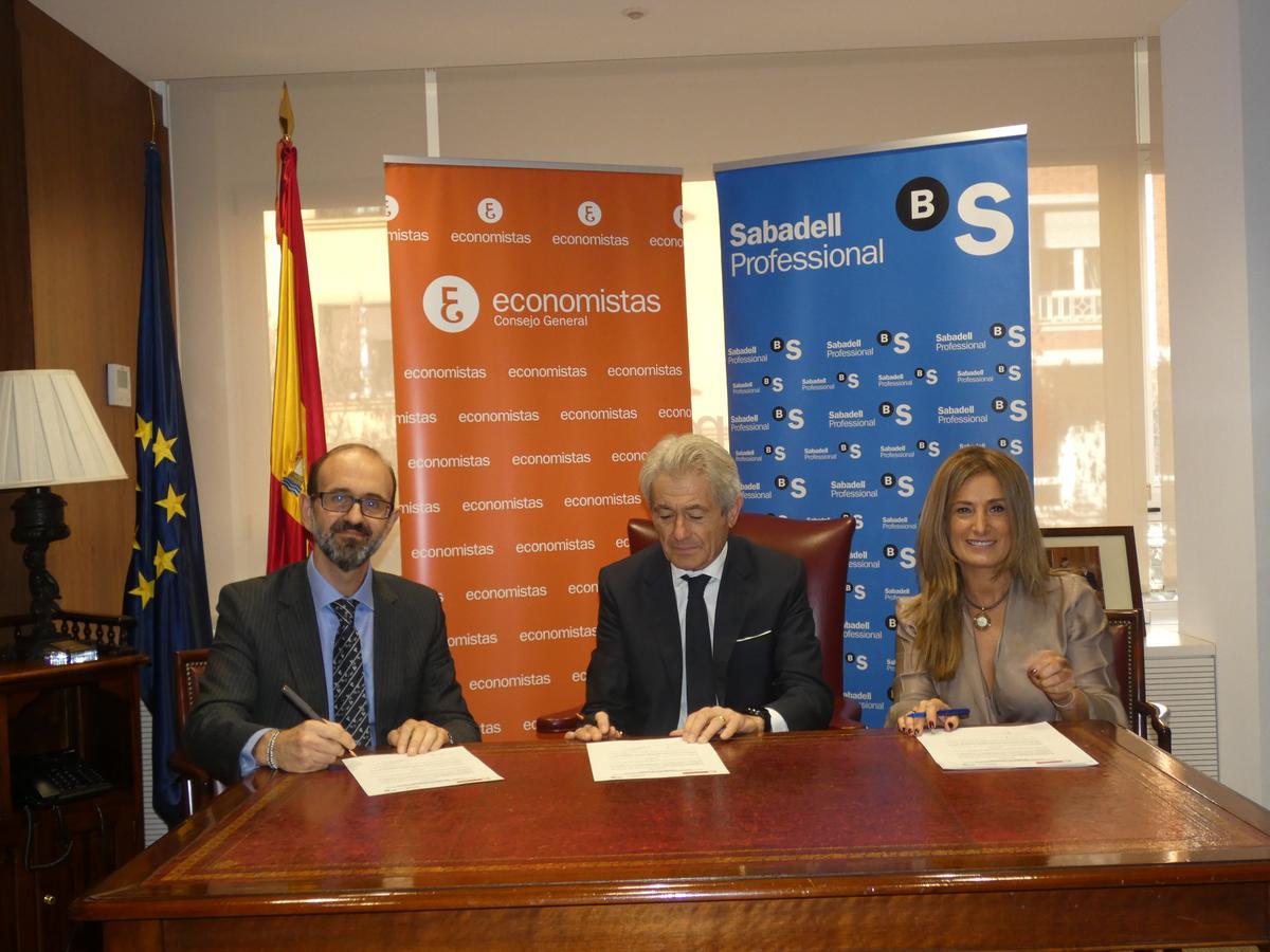Banc Sabadell y Consjo General de Colegios de Economistas Banc Sabadell y Consjo General de Colegios de Economistas