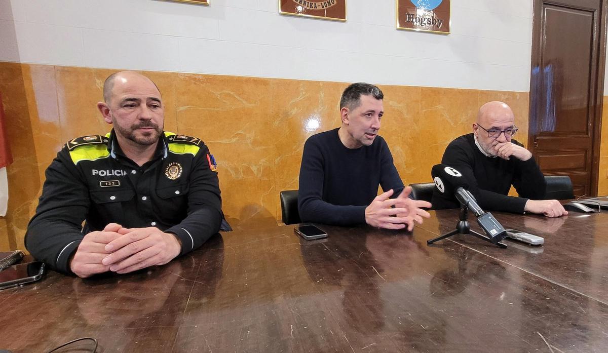 Manel Penís, Ivan Sànchez i Ramon Lamiel han presentat el dispositiu