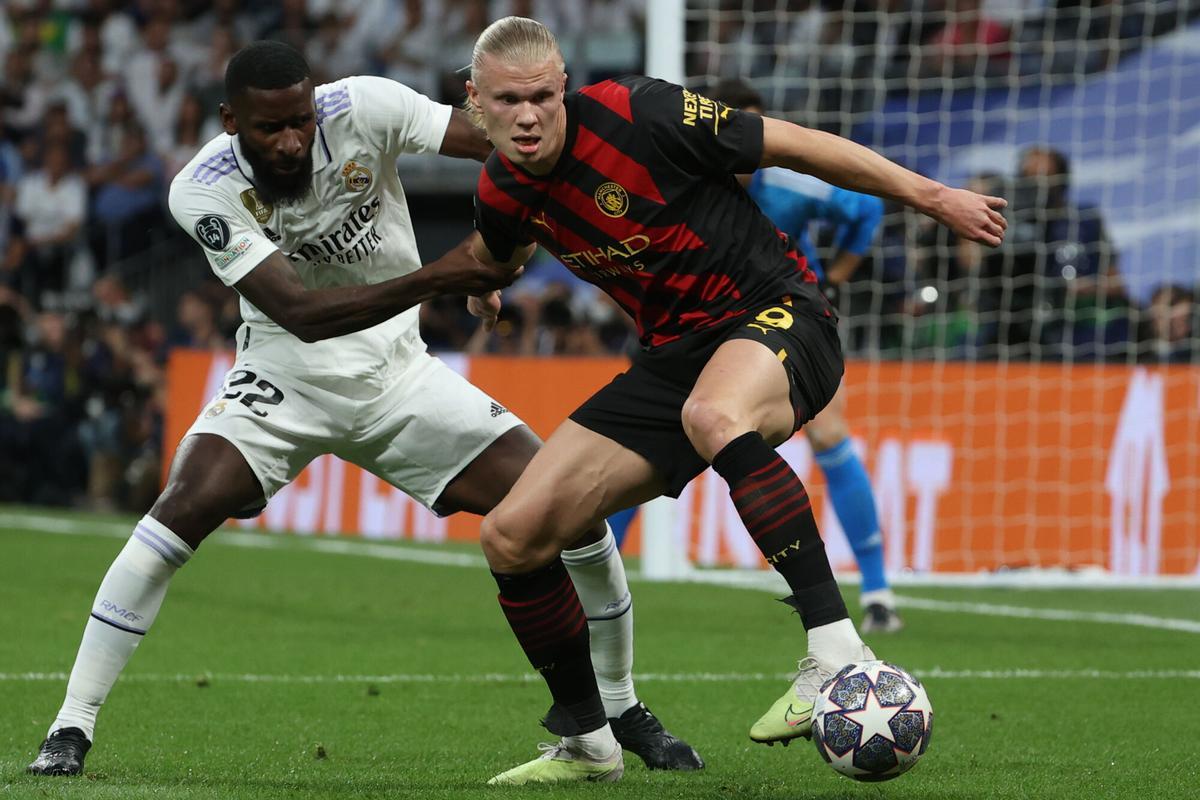 Rüdiger y Haaland, durante un partido de Champions League