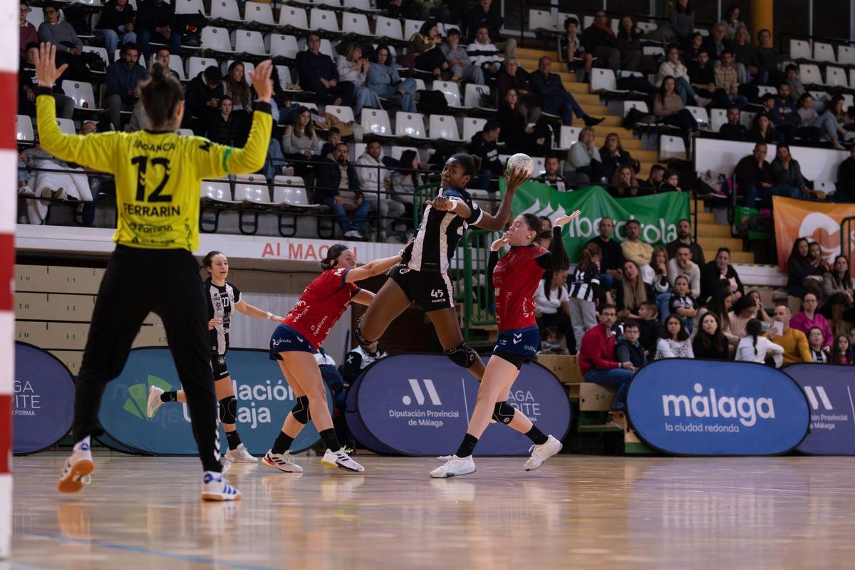 Partido de esta temporada del Costa del Sol Málaga en Carranque.