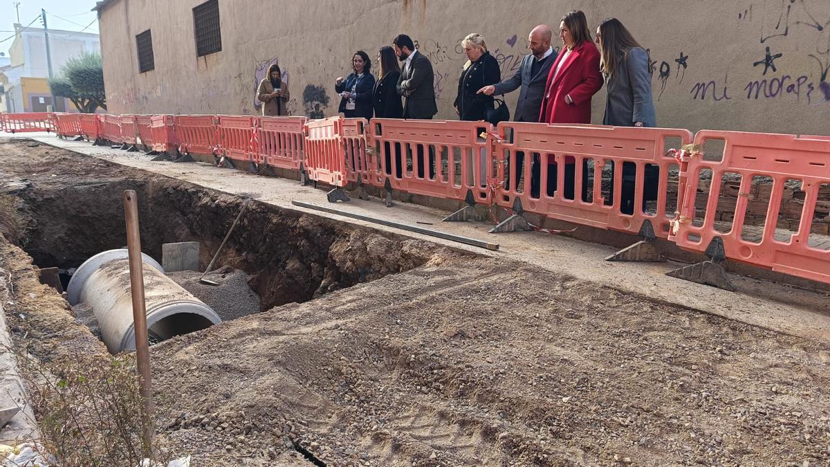 La actuación permitirá renovar 100 metros lineales de colector y reforzar la eficiencia del sistema hidráulico.