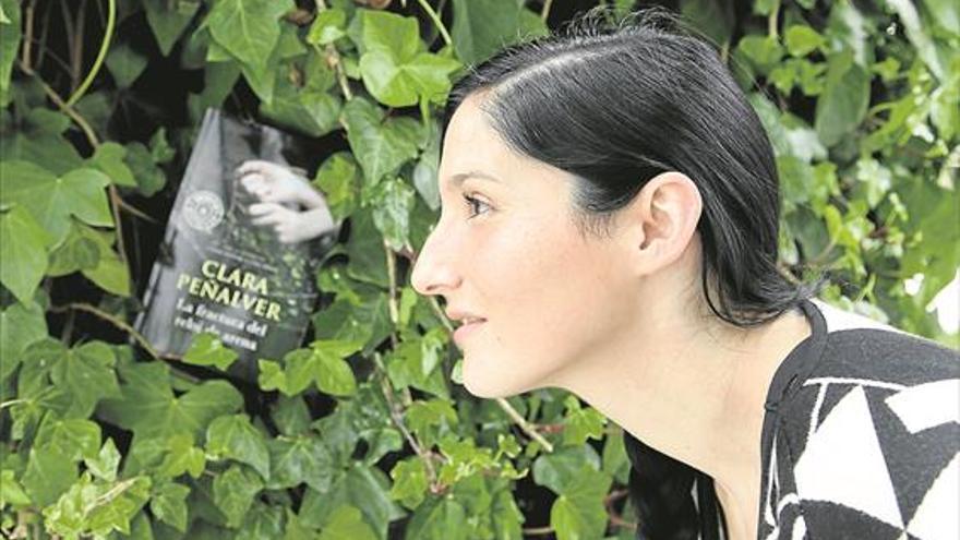 Clara Peñalver: «La escritura es la mejor forma de vida imaginable»