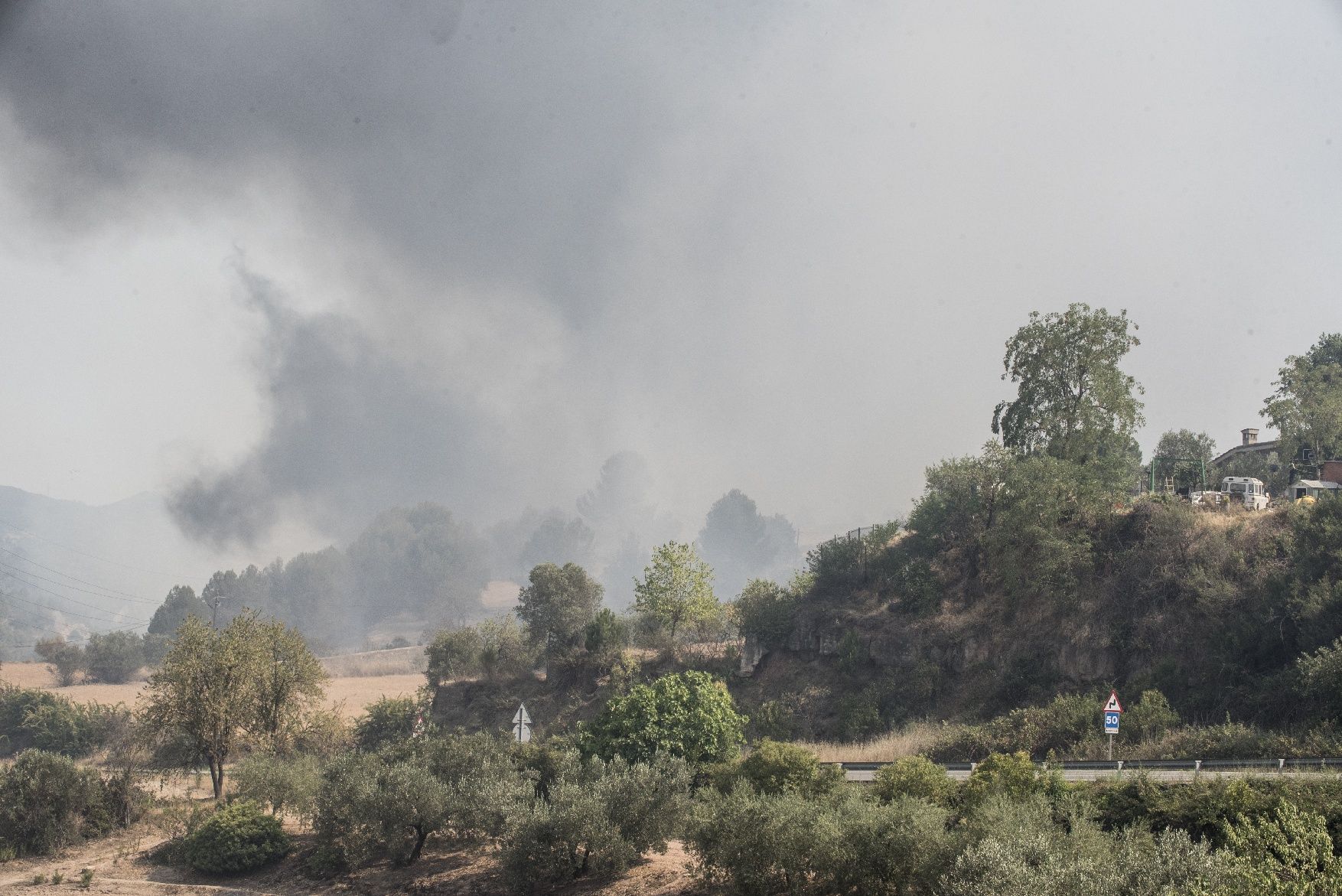 Incendi entre Bufalvent i el Pont de Vilomara