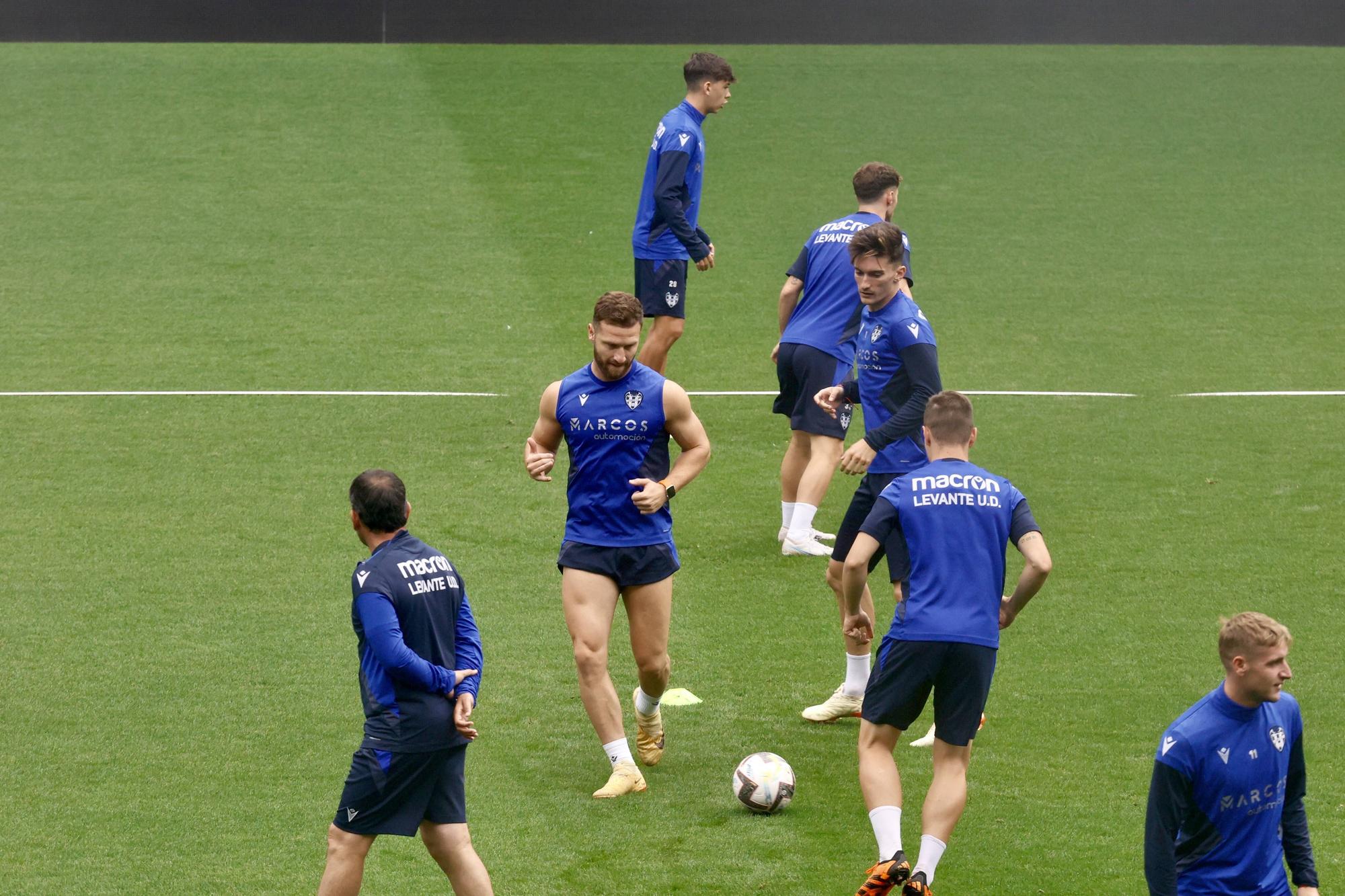 Asi ha sido el último entreno del Levante antes del Oviedo