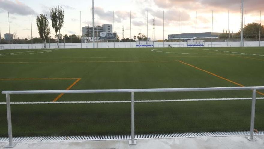 Imagen de archivo de un campo de fútbol.