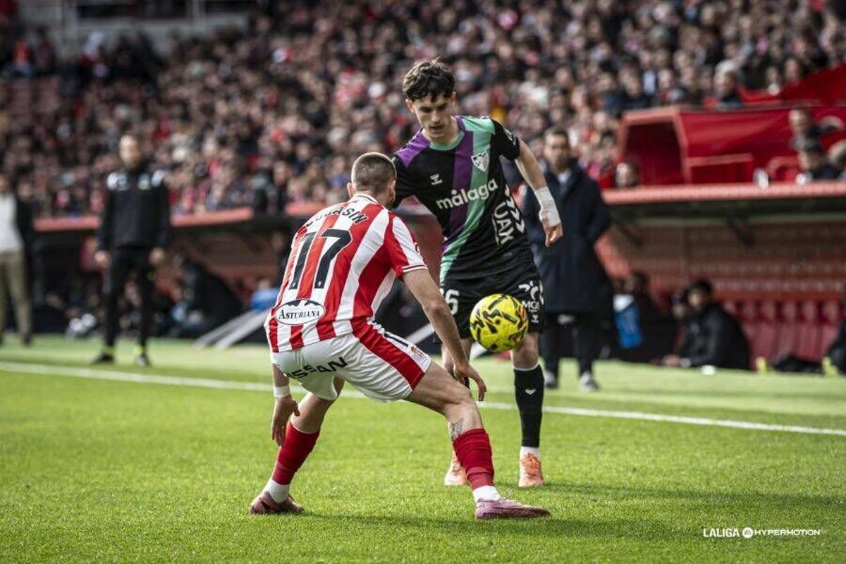 Liga Hypermotion 2025 - 2026: Sporting de Gijón - Málaga CF