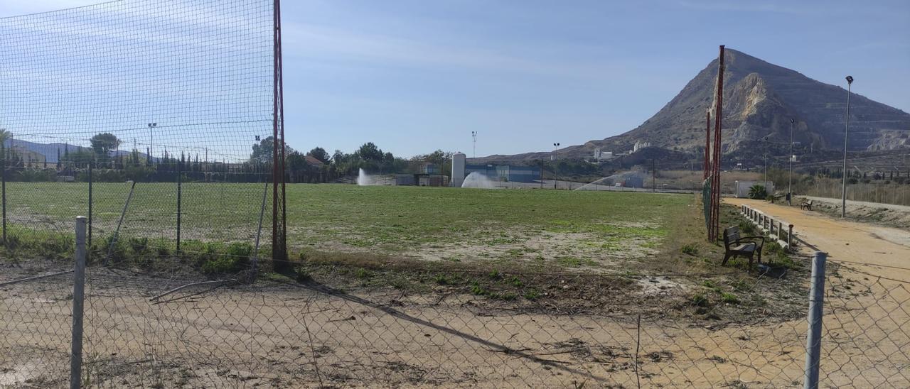 Panorámica del estado actual que presenta la instalación deportiva de Fontcalent.