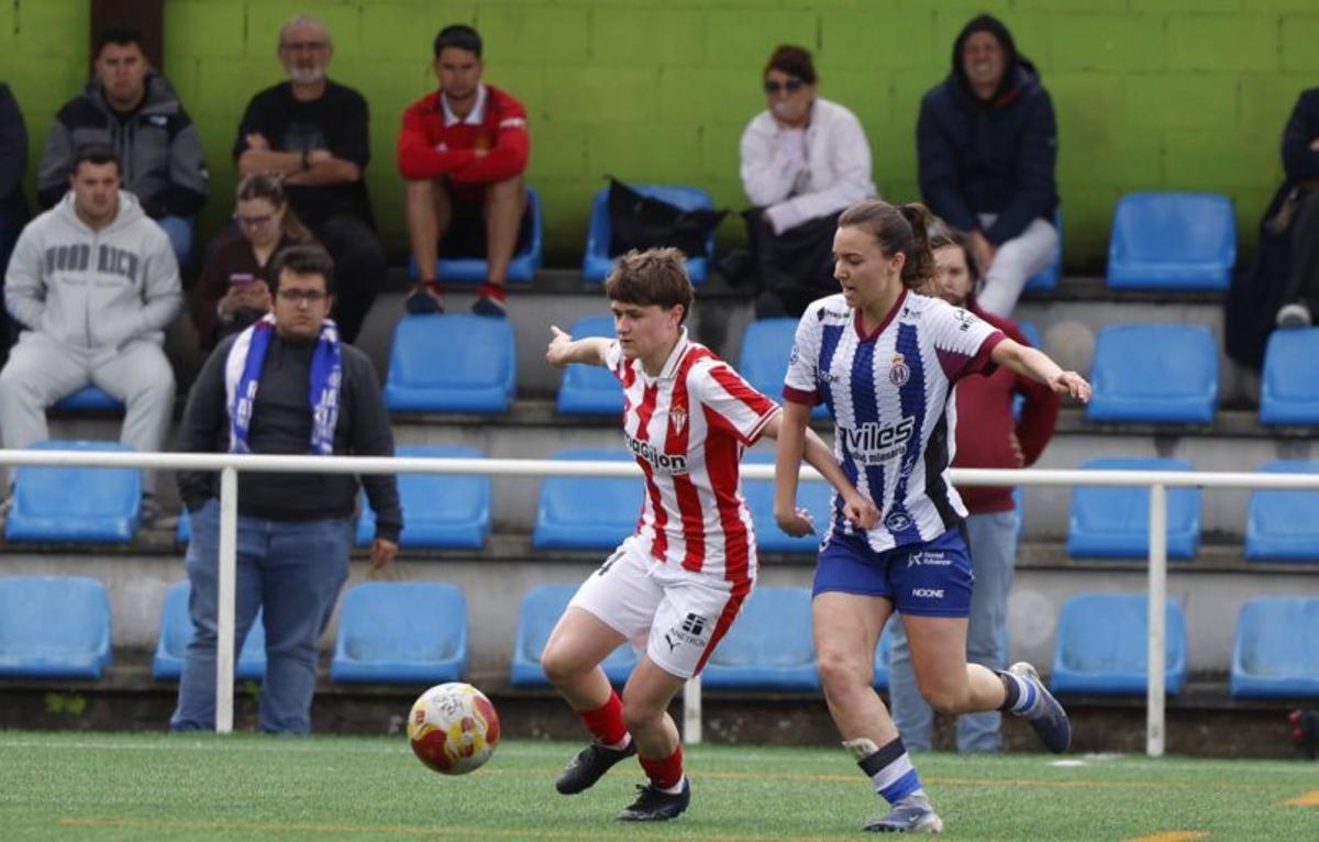Una jugada del último Avilés Femenino-Sporting. | MIKI LÓPEZ
