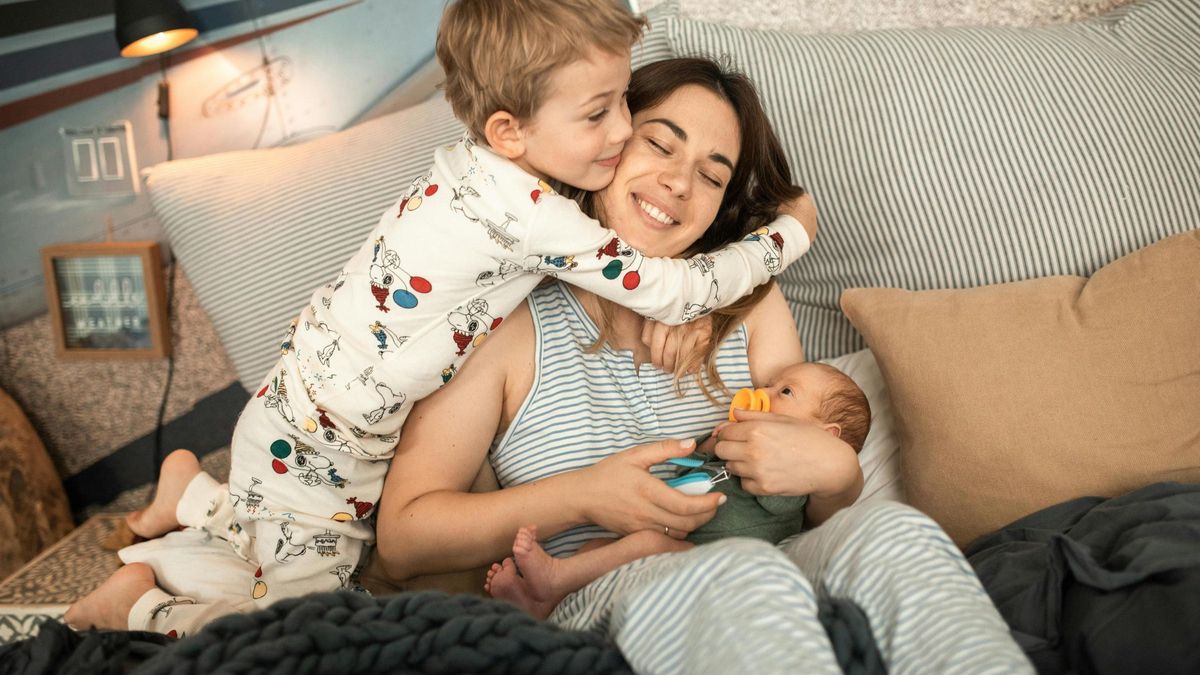 Adiós a cansar a tu hijo para que duerma mejor: esta es la técnica que realmente funciona y que recomiendan los expertos