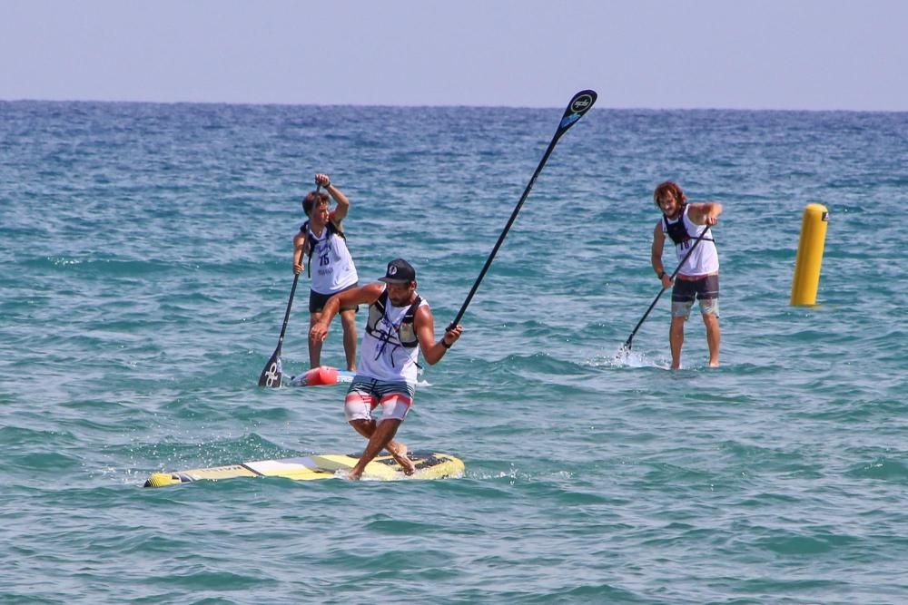 Por mar, de pie, y a remo en Torrevieja