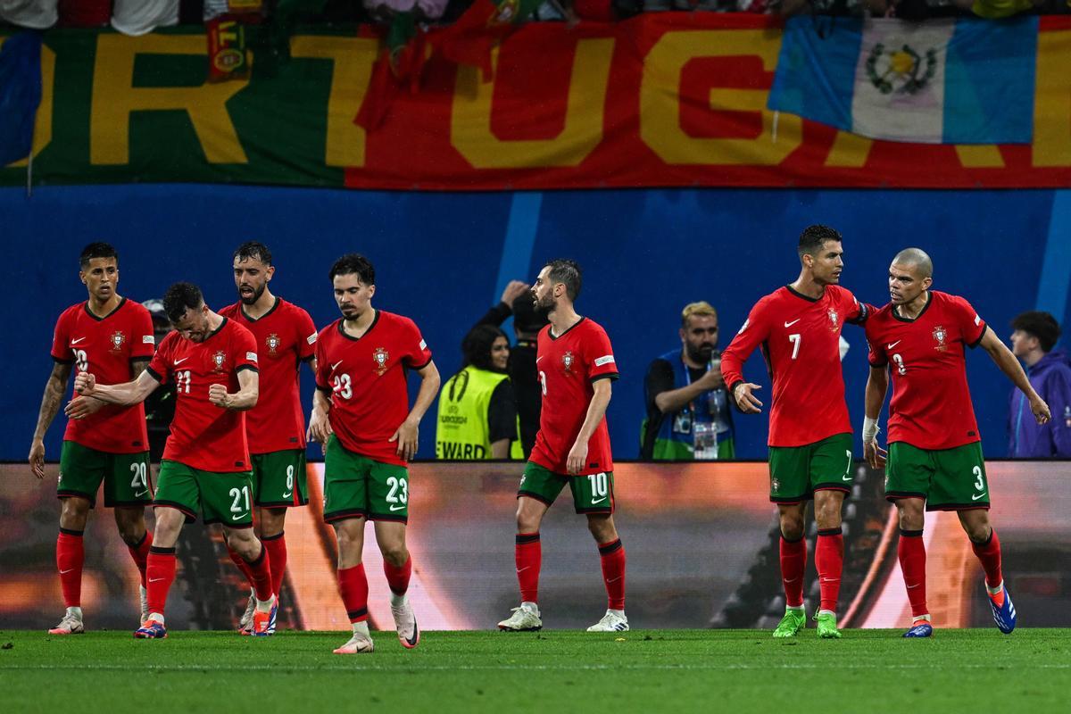 Portugal celebra el gol de Diogo Jota, que luego sería anulado, en el partido contra Chequia de la Eurocopa 2024