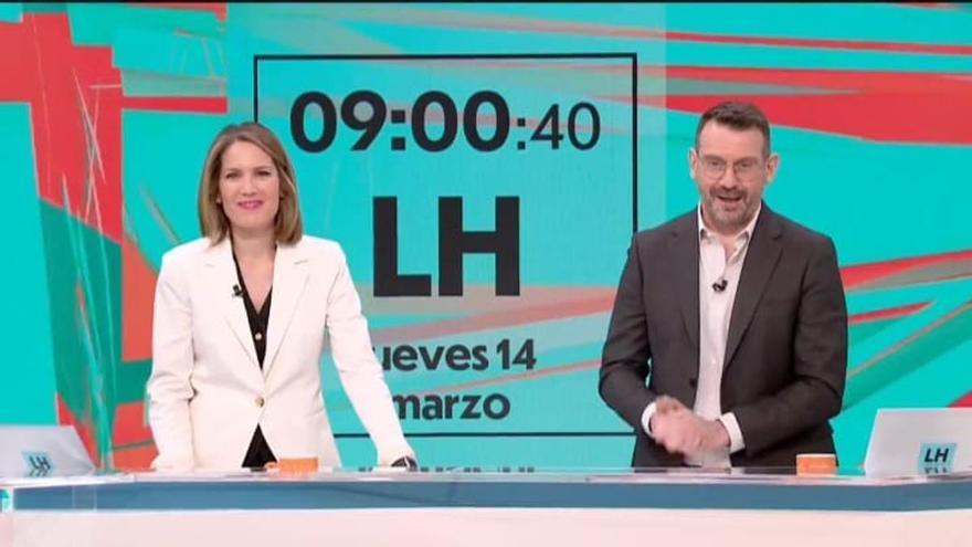 Silvia Intxaurrondo y Marc Sala comienzan tarde &#039;La hora de La 1&#039; por un problema técnico