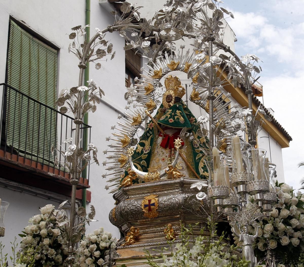 La Virgen de la Cabeza recorre las calles del casco histórico