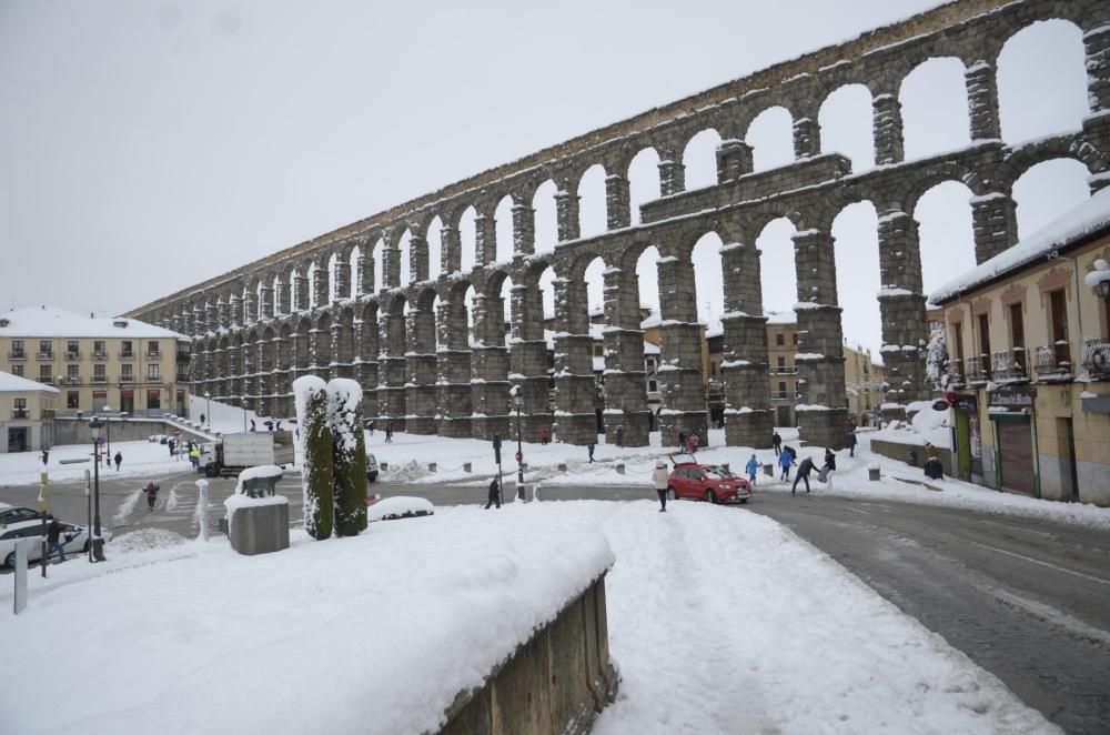 Efectos del temporal de nieve en Segovia