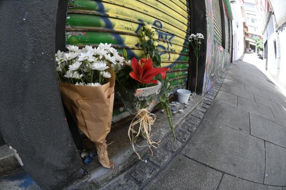 Muestras de cariño tras el fallecimiento del propietario de la histórica tienda Discos Portobello, Jaime Manso Rey.