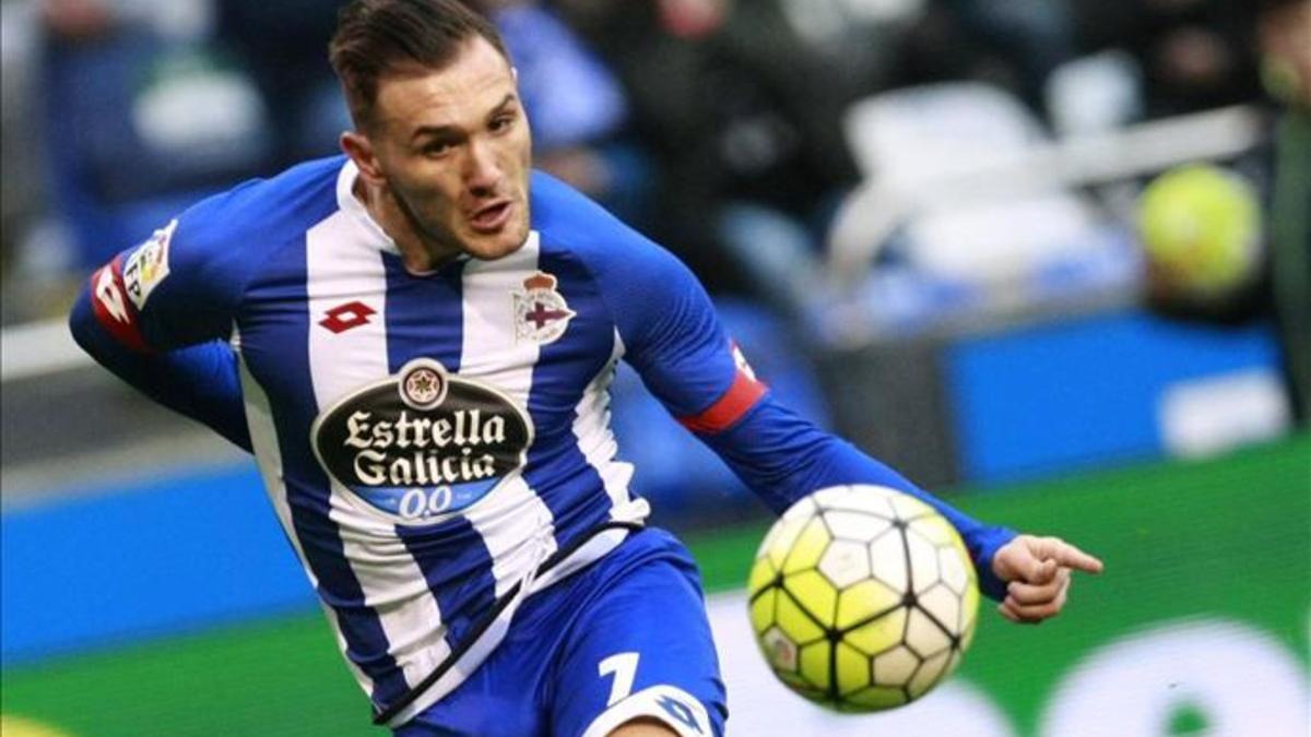 Lucas Pérez vuelve a la convocatoria de Garitano