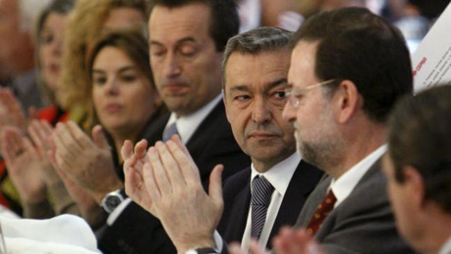 Rivero, en un acto junto al presidente español, Mariano Rajoy. | lp/dlp