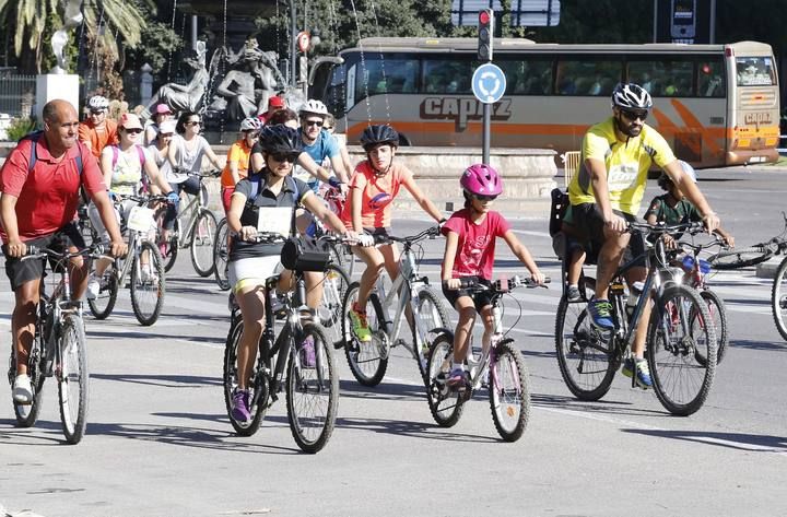 Búscate en nuestra galería del 'Día de la Bicicleta'