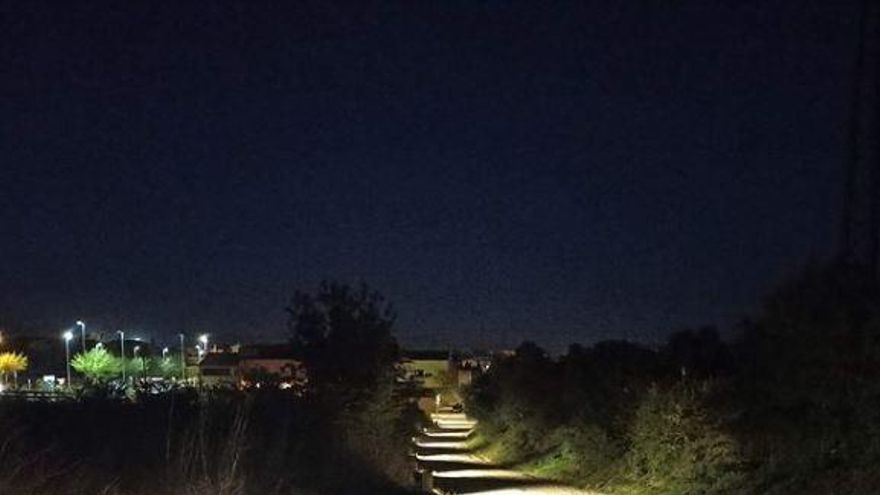 El tram del camí de l&#039;Arengada amb la nova il·luminació.