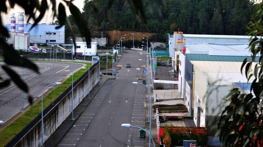 Polígono industrial de O Pousadoiro, donde se asienta el mayor número de industrias de Vilagarcía de Arousa. // Iñaki Abella