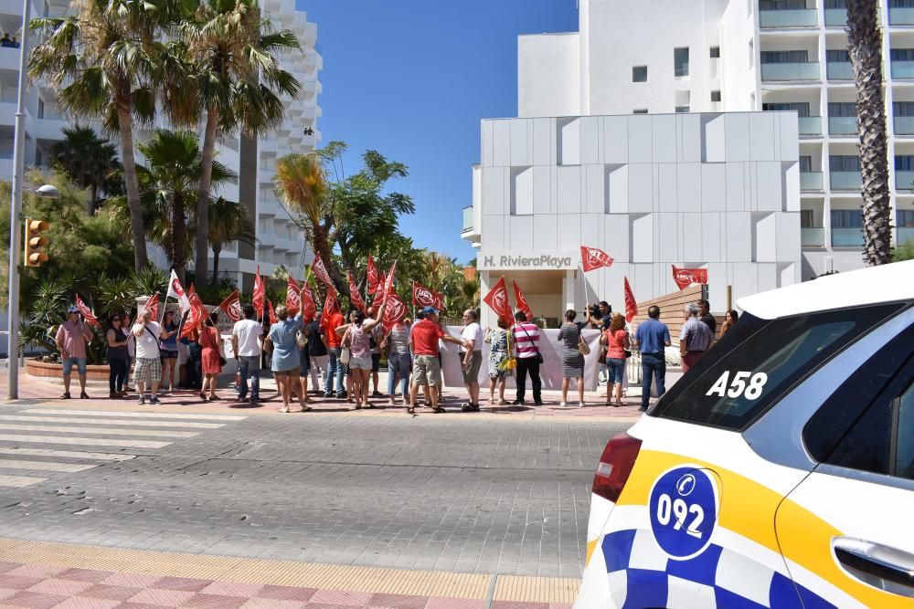 Denuncian abusos laborales en tres hoteles