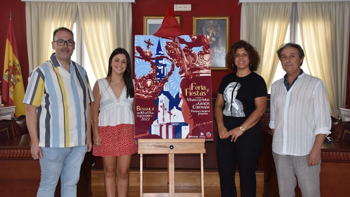 Miguel Ángel Sánchez, María Reyes, Carmen Lara y Baldomero Martínez durante la presentación