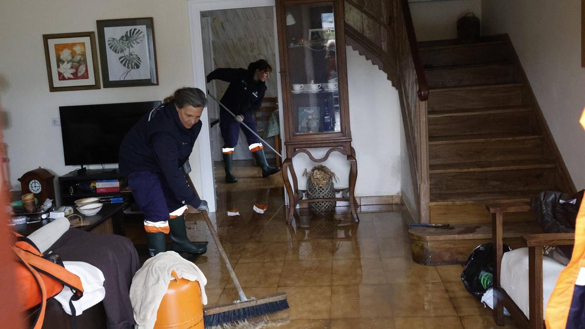 Efectos de las lluvias en la zona de La Isla en Colunga.