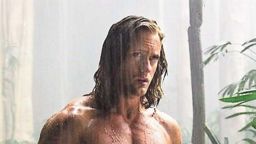 Alexander Skarsgard es Tarzán.