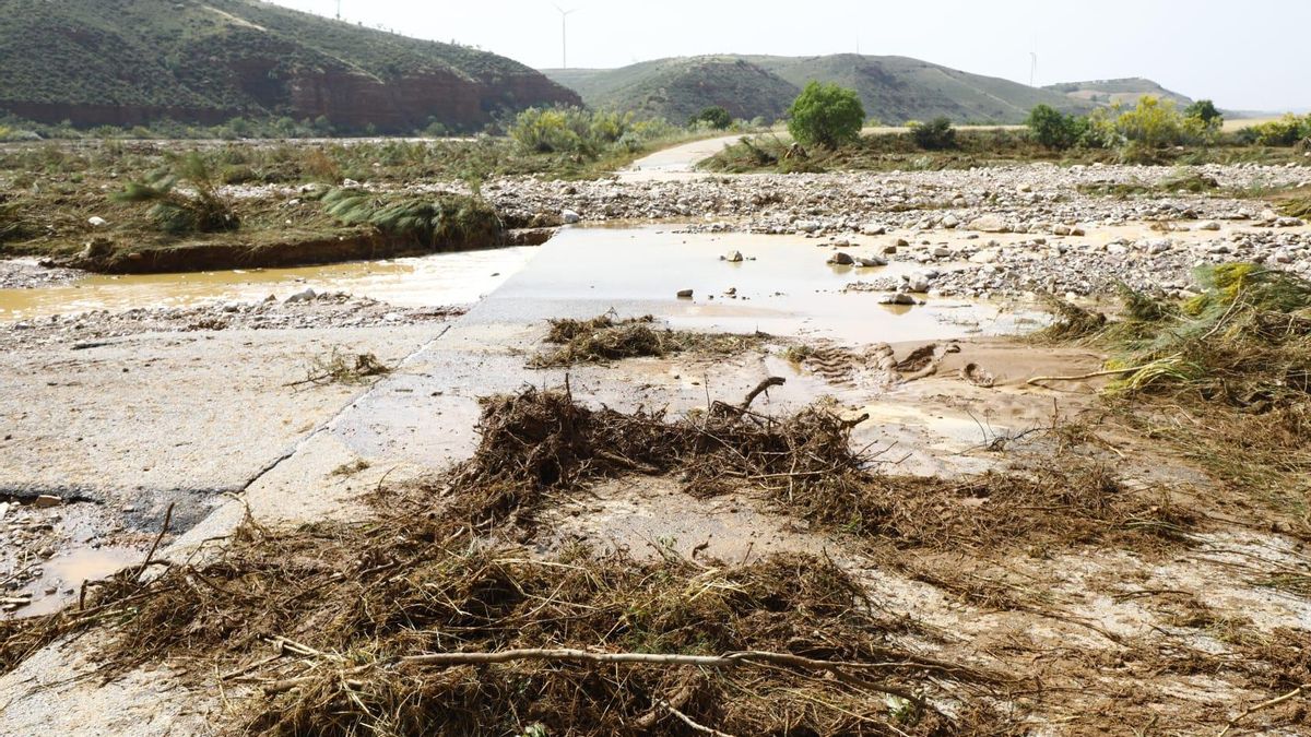 En imágenes | Así ha quedado Azuara tras la fuerte tormenta que causó destrozos este viernes