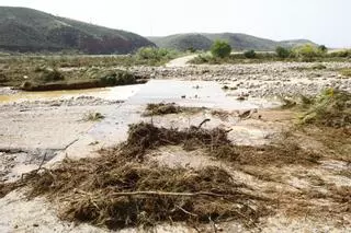 Los vecinos de las localidades de Azuara y Villar de los Navarros han querido contar cómo han vivido la terrible tormenta sufrida durante la tarde-noche de ayer.