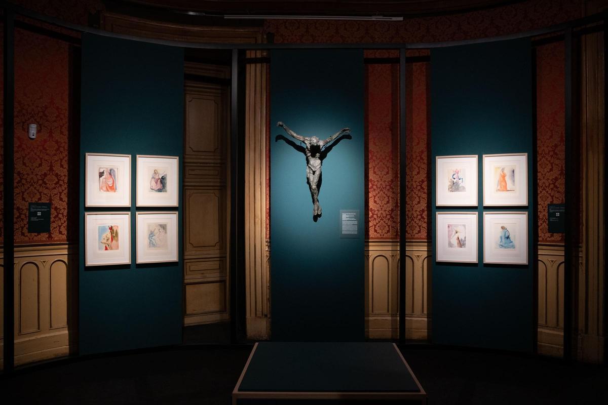 La exposición pone el foco en las esculturas desarrolladas por Dalí a partir de 1973.