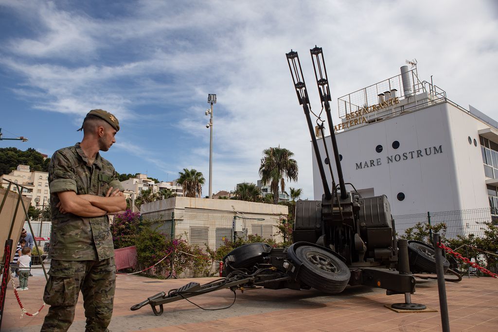 Exhibición de armas de la Armada en Cartagena