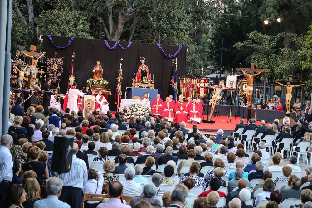 La imagen de Cristo inunda Orihuela