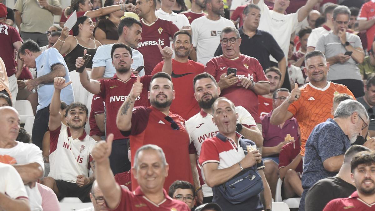 Las mejores imágenes del Real Murcia-UCAM Murcia de Copa Federación